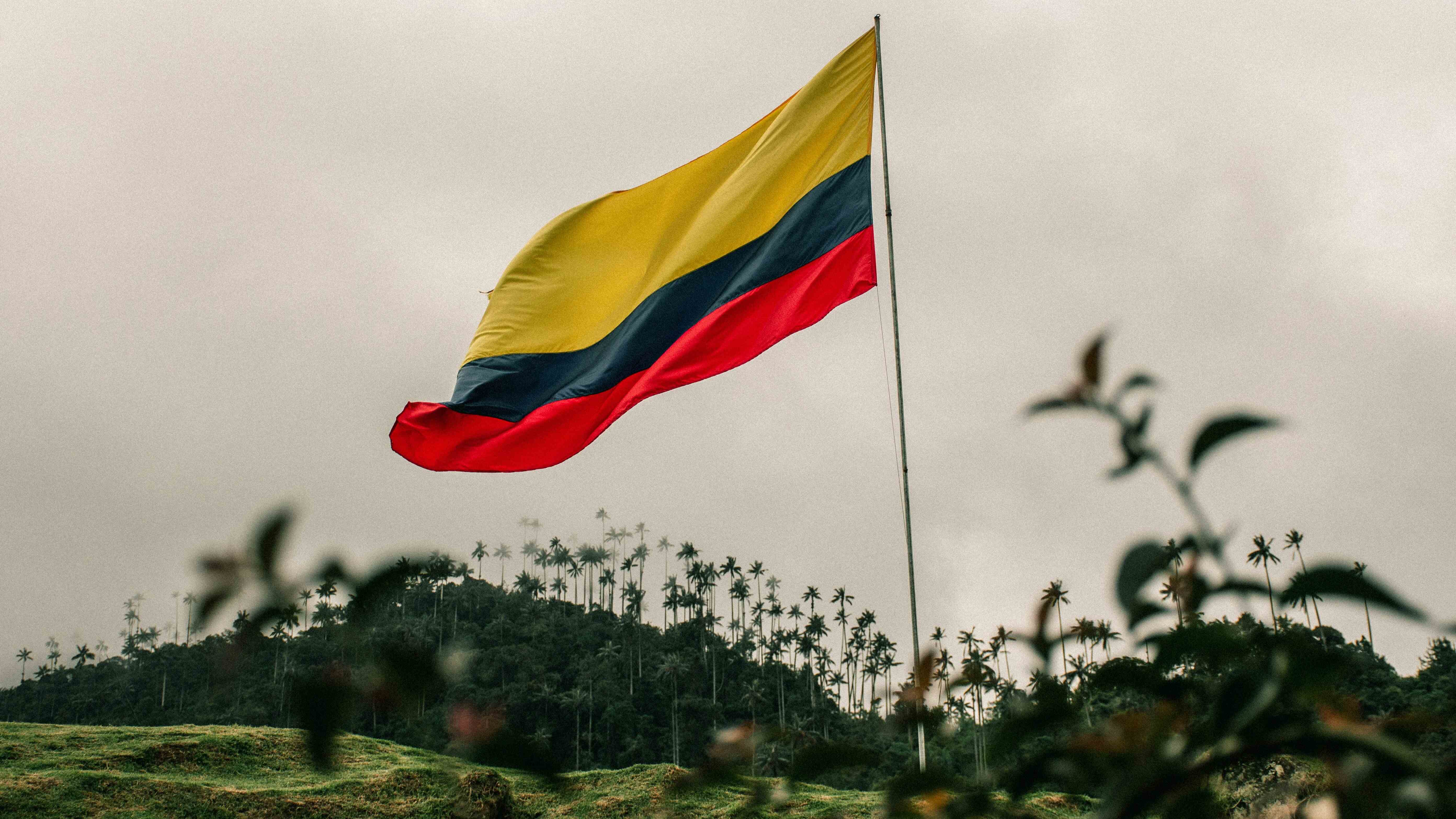 Implementação de Políticas Sociais: Desafiando ou  gerando pobreza e desigualdade na Colômbia?